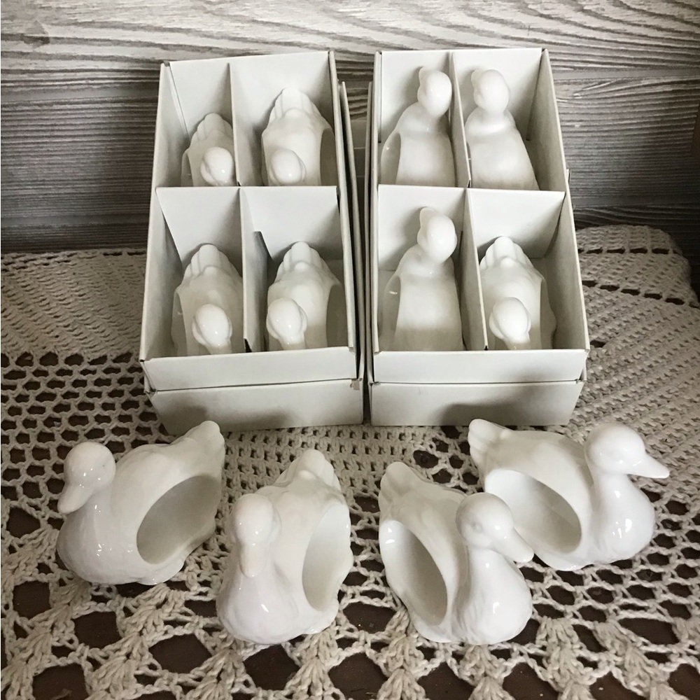 White porcelain Duck Napkin Rings Set